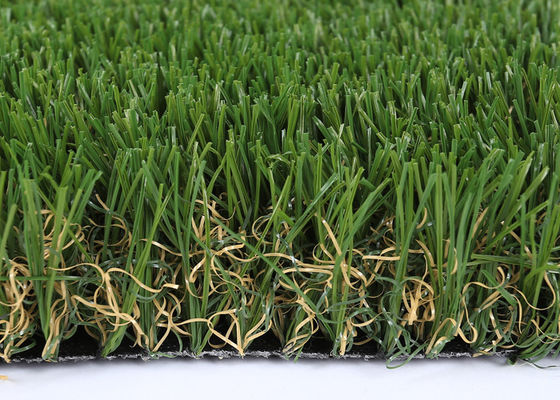 Китай В-образность благоустраивая искусственную траву синтетическую очищает одобренный СГС ГСВ4 50мм поставщик